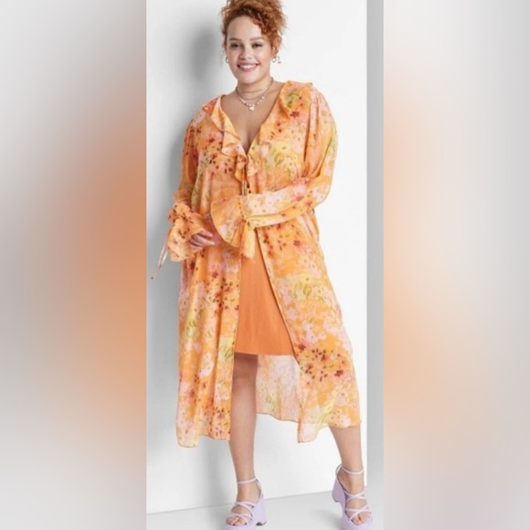 Floral Ruffle cover up - Picture 3 of 8